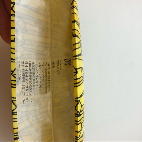 H&M - accessories - makeup bag- bags - Picture 3 of 4